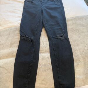 MOTHER Looker Ankle Fray Jeans in Black | size 27